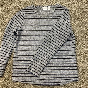 Women's long sleeve striped T-shirt from Chicos. Gray with navy blue stripes